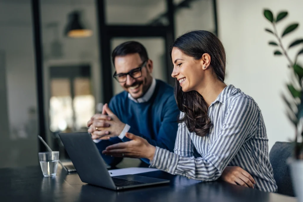Icon Financial Services | Office Meeting